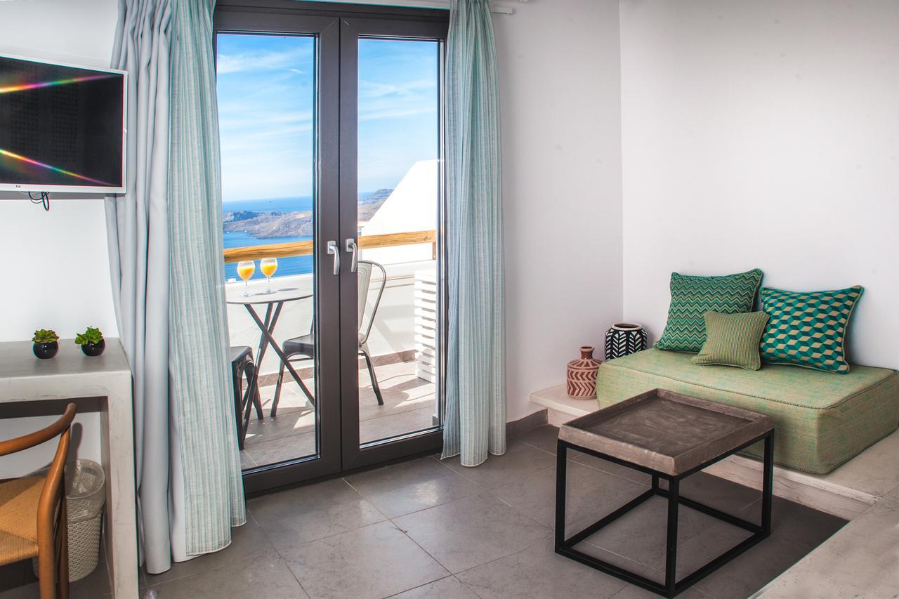 Amity Suites - Adults Only Fira  Exteriér fotografie